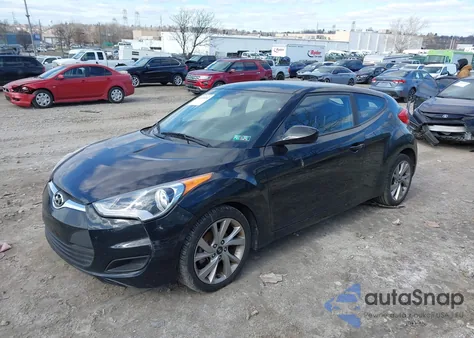 2016 Hyundai Veloster z USA, uszkodzony, nr VIN KMHTC6AD7GU270866